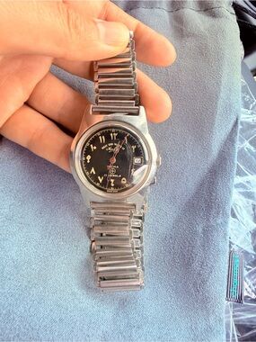 Vintage Stainless Steel Men's Watch - Black Dial